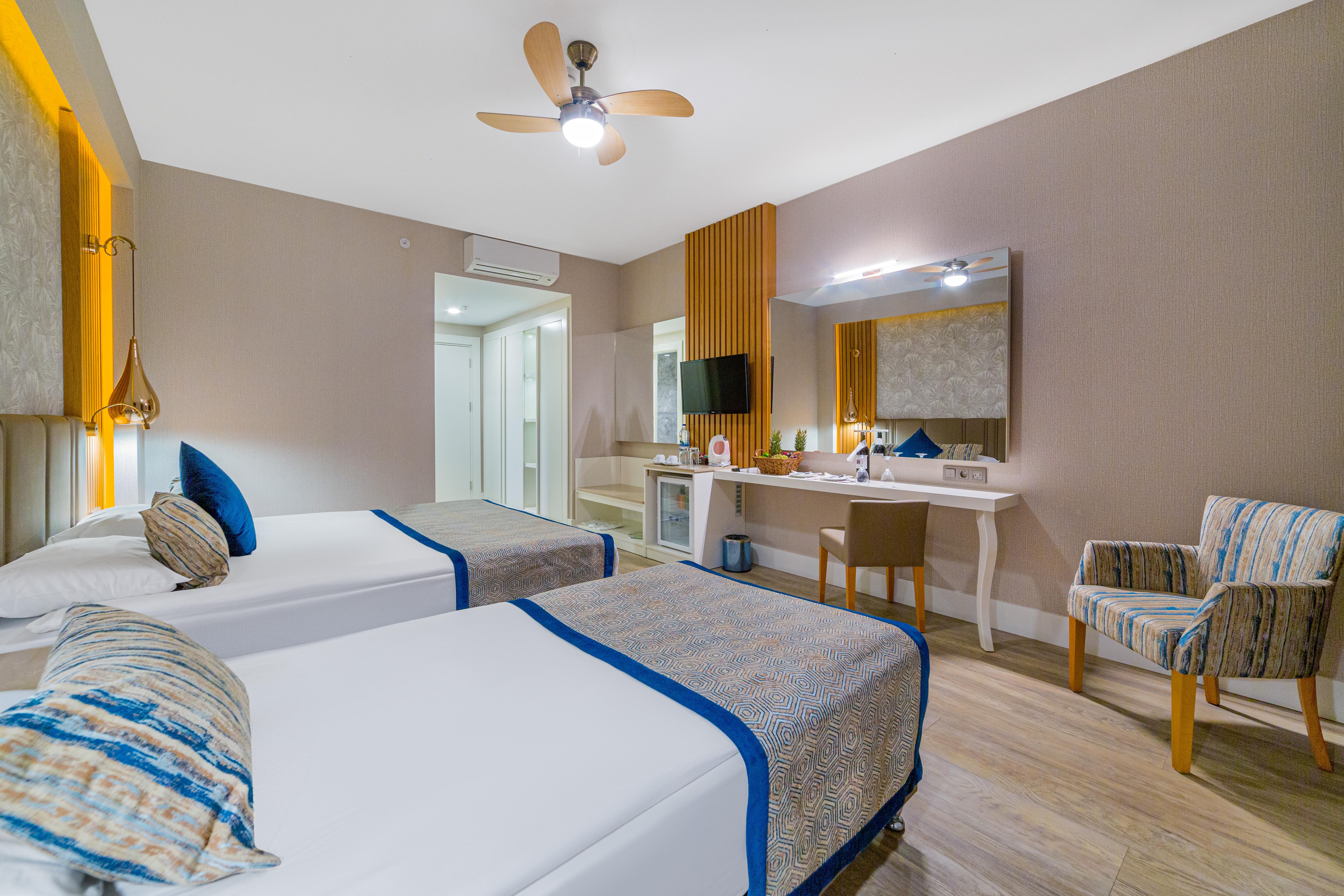 Justiniano Deluxe Resort Okurcalar Exterior foto